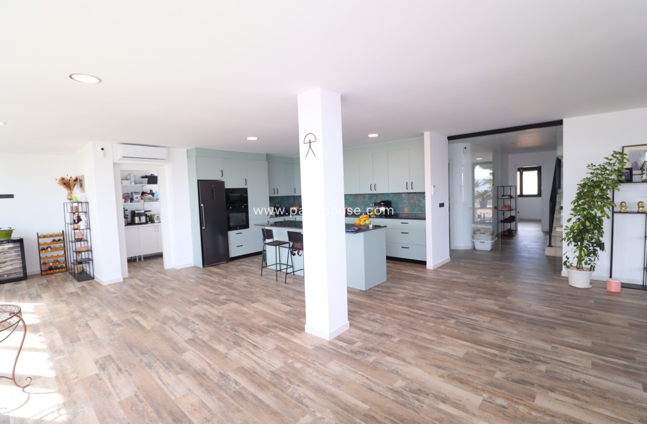 Resale - Villa -
Puerto Lumbreras