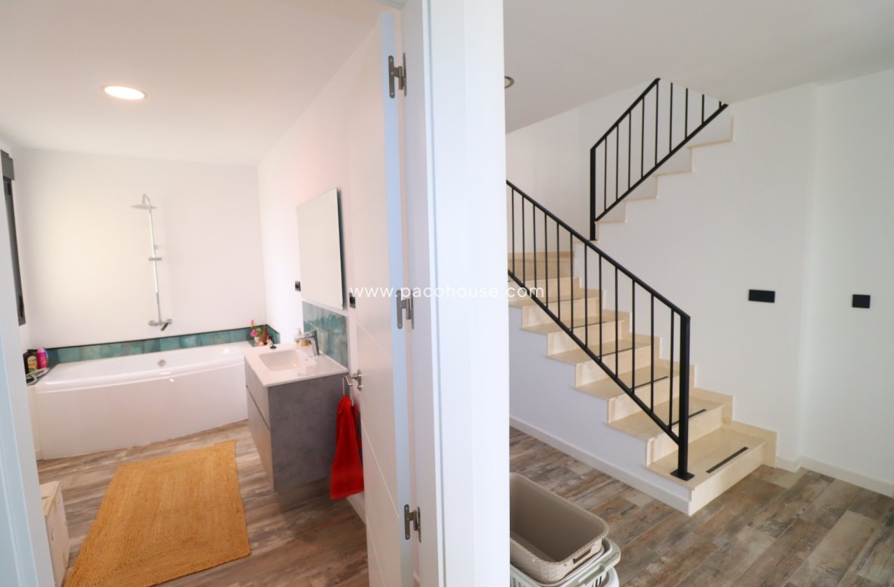 Resale - Villa -
Puerto Lumbreras