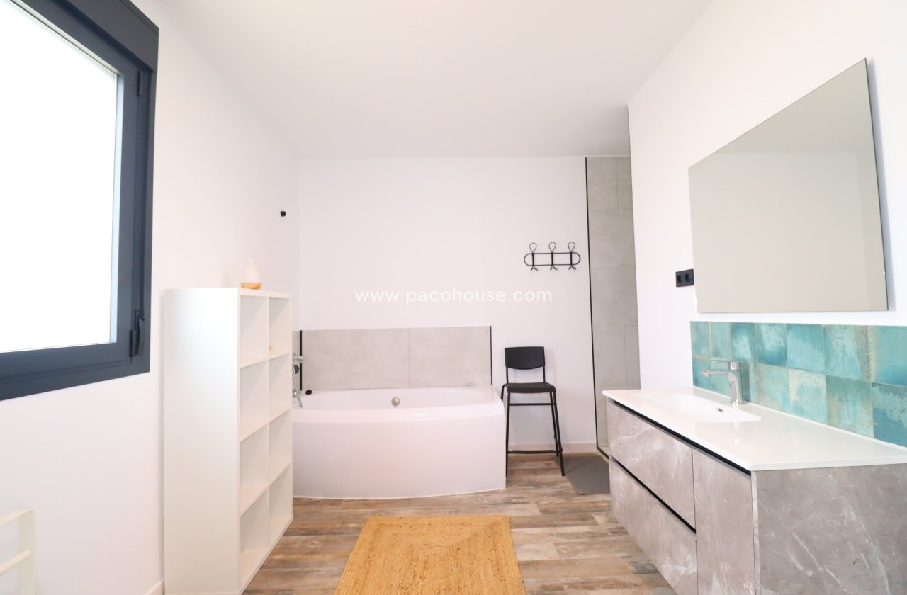 Resale - Villa -
Puerto Lumbreras