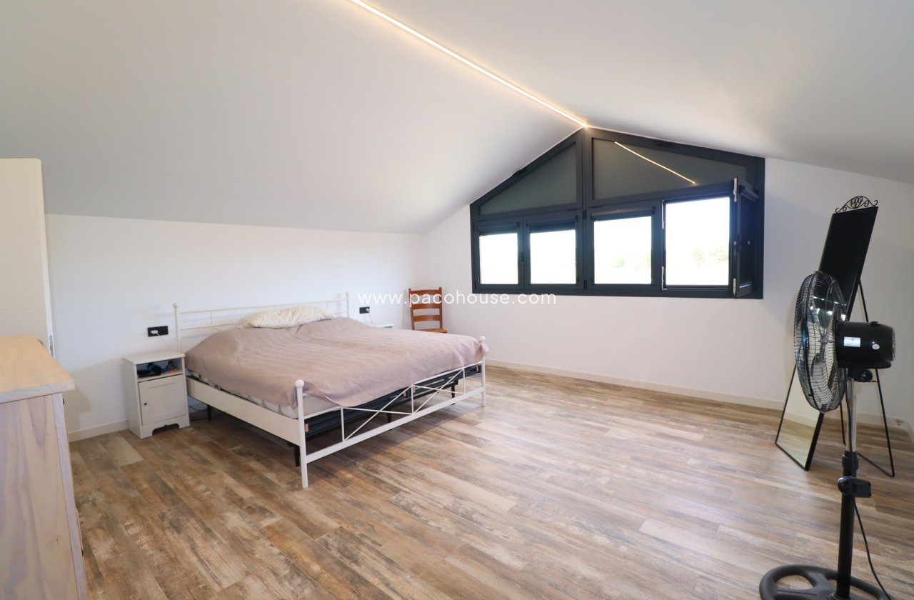 Resale - Villa -
Puerto Lumbreras