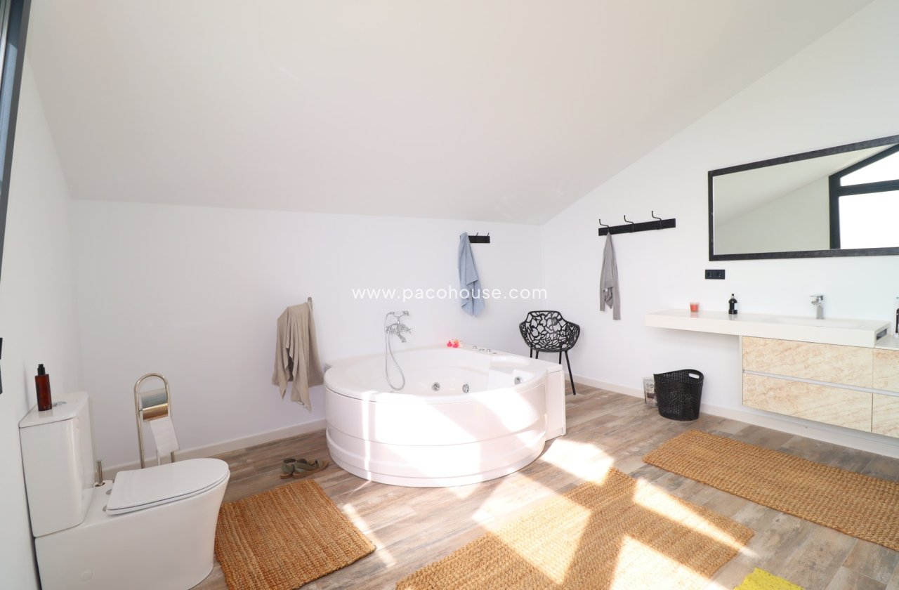 Resale - Villa -
Puerto Lumbreras