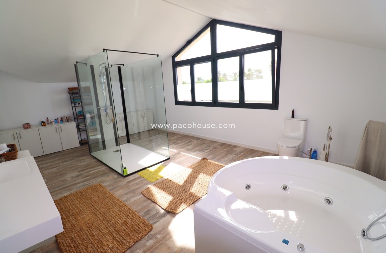 Resale - Villa -
Puerto Lumbreras