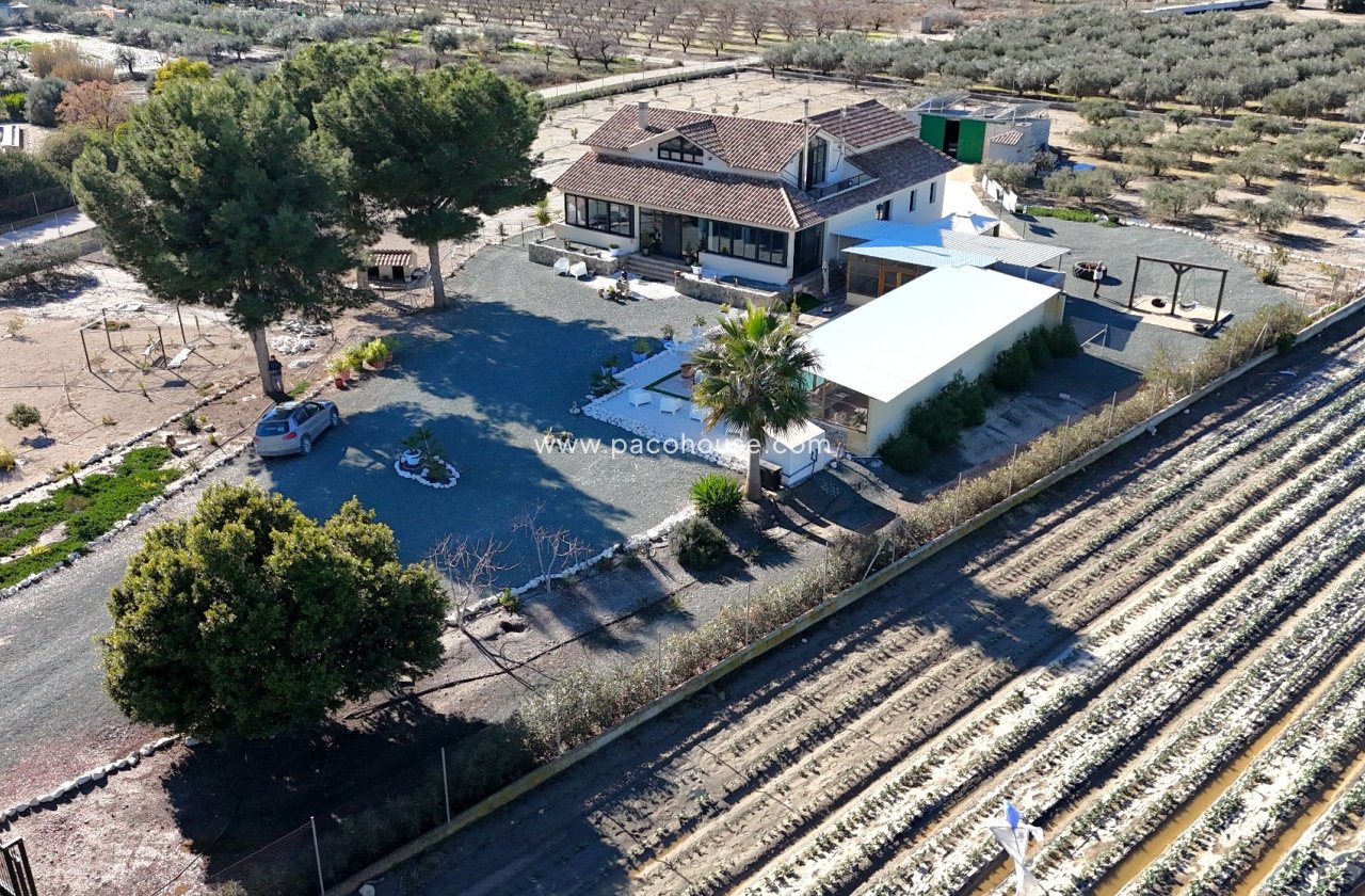 Resale - Villa -
Puerto Lumbreras