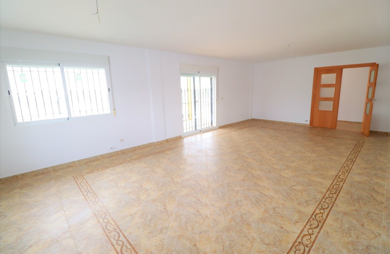 Resale - Villa -
Puerto Lumbreras