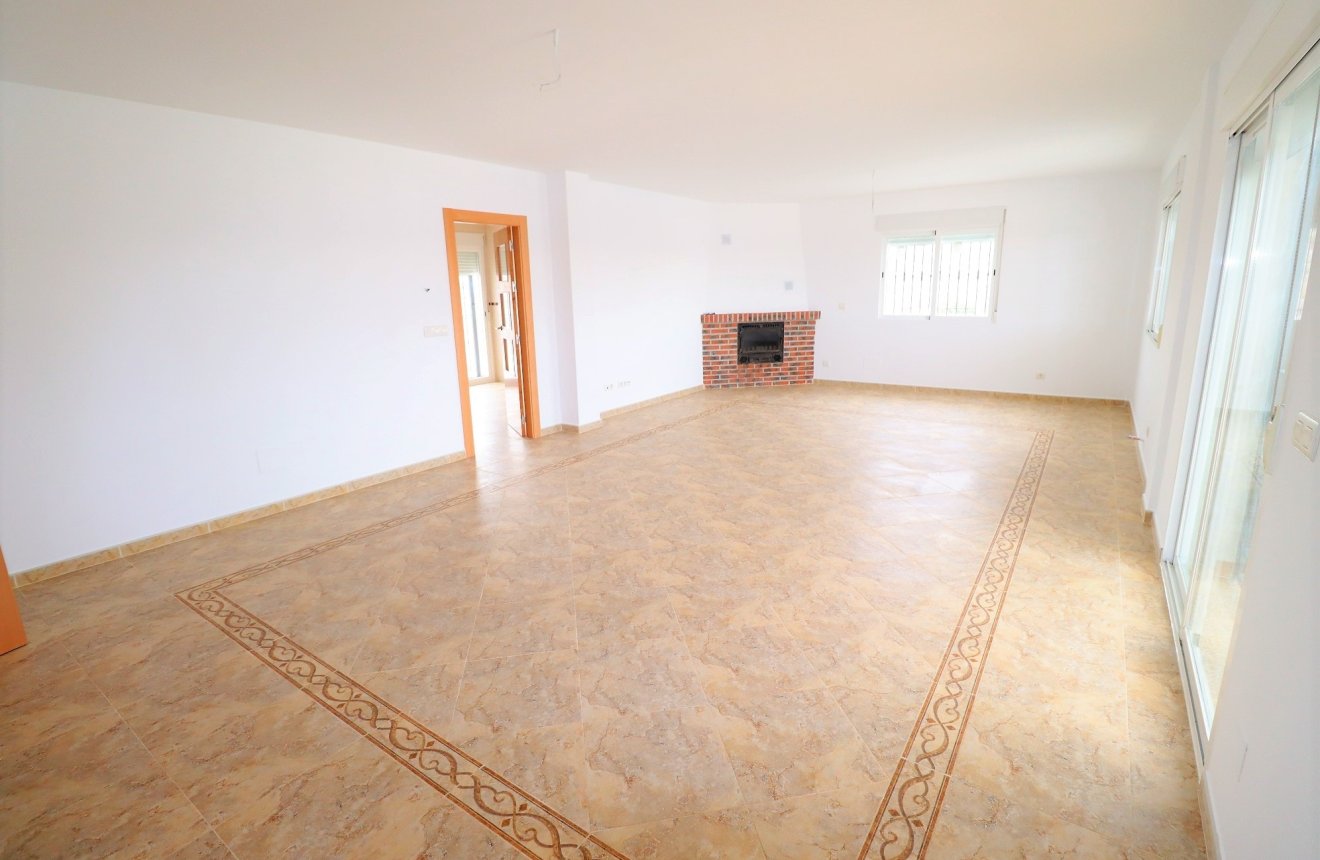 Resale - Villa -
Puerto Lumbreras