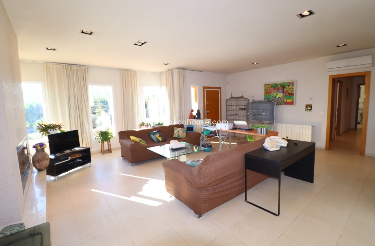 Resale - Villa -
Puerto Lumbreras