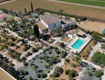 Resale - Villa -
Purias