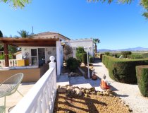 Resale - Villa -
Purias