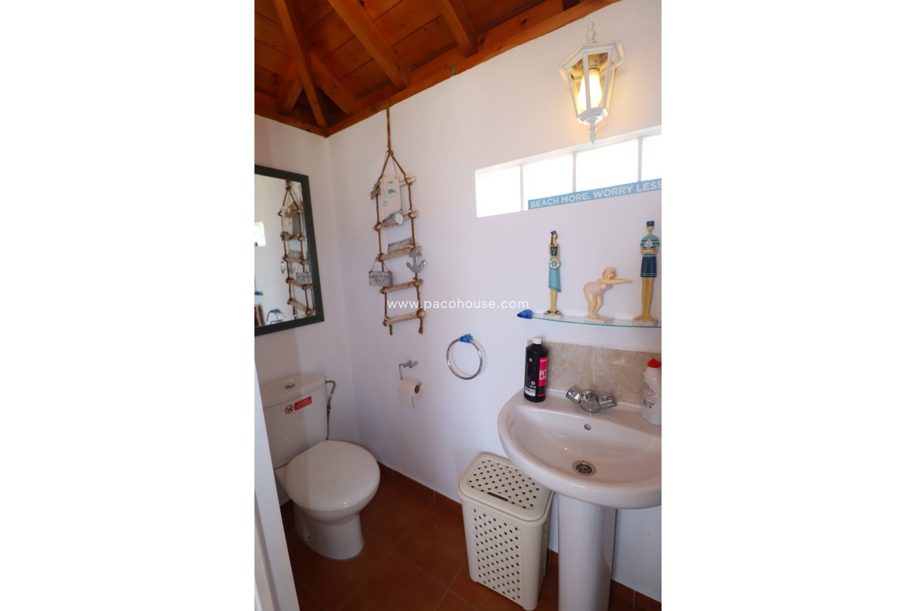 Resale - Villa -
Purias