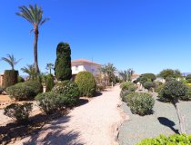 Resale - Villa -
Purias