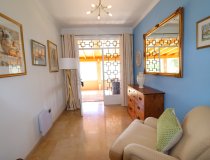 Resale - Villa -
Purias