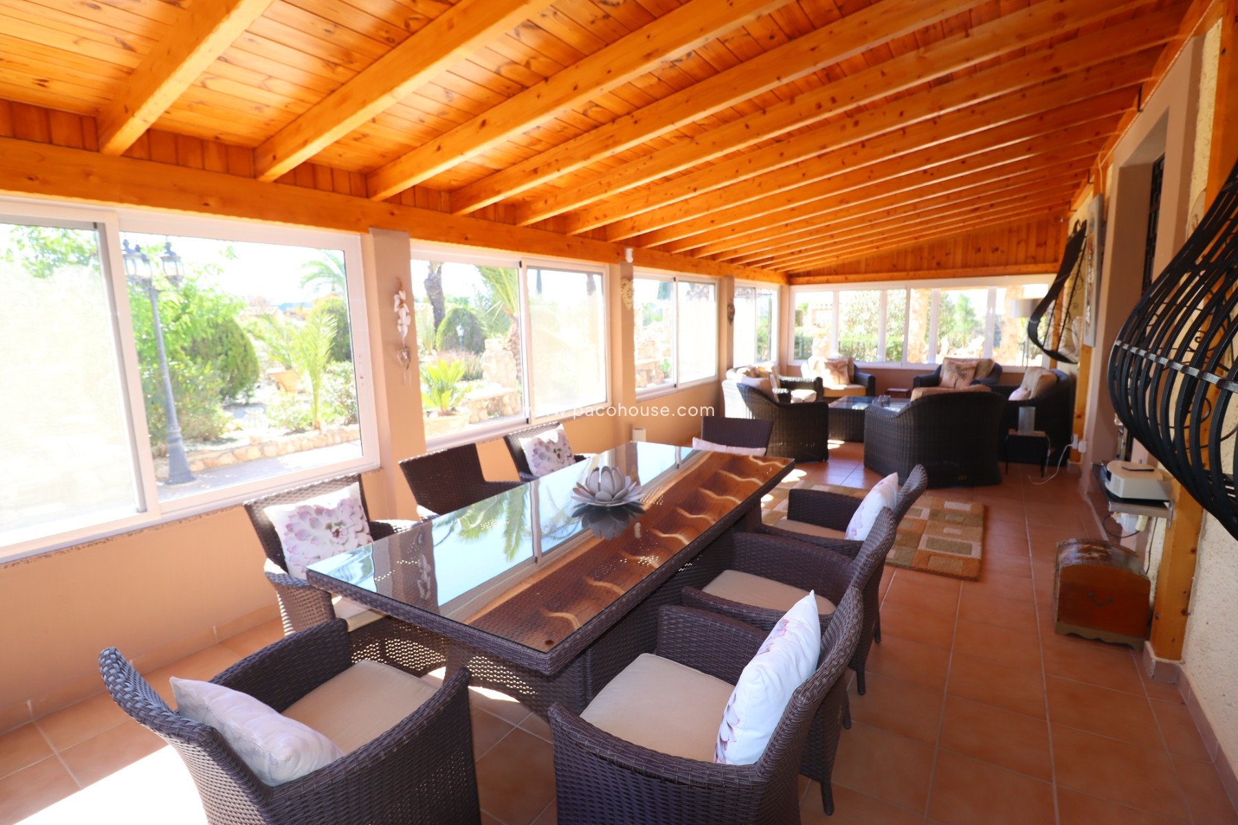 Resale - Villa -
Purias