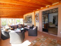 Resale - Villa -
Purias