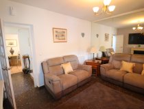 Resale - Villa -
Purias