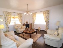 Resale - Villa -
Purias