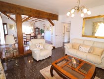 Resale - Villa -
Purias