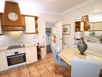 Resale - Villa -
Purias