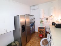 Resale - Villa -
Purias