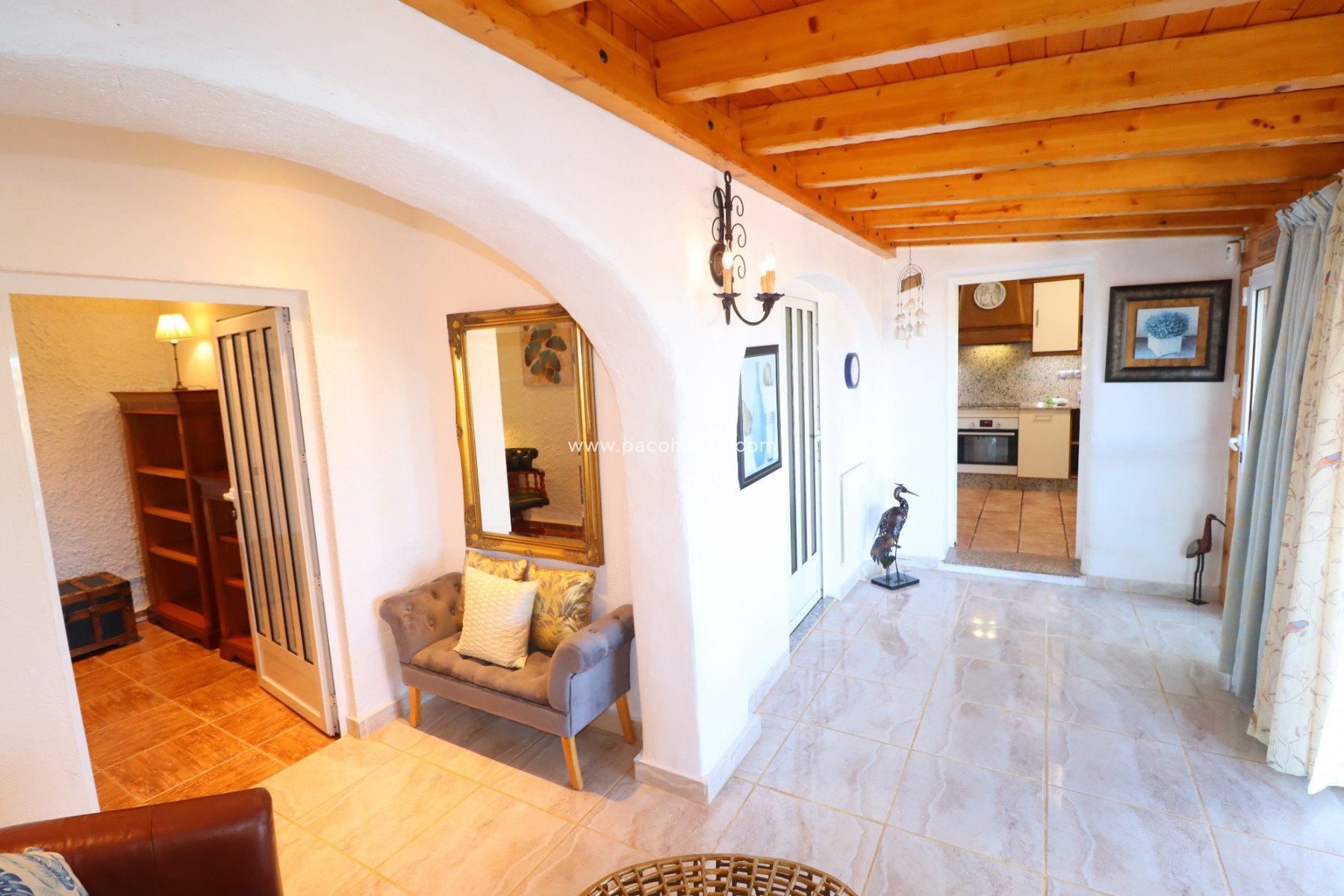 Resale - Villa -
Purias