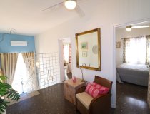 Resale - Villa -
Purias