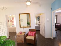 Resale - Villa -
Purias