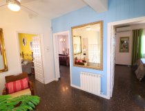 Resale - Villa -
Purias