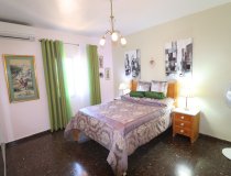 Resale - Villa -
Purias