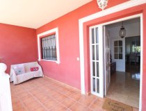 Resale - Villa -
Purias