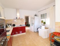 Resale - Villa -
Purias