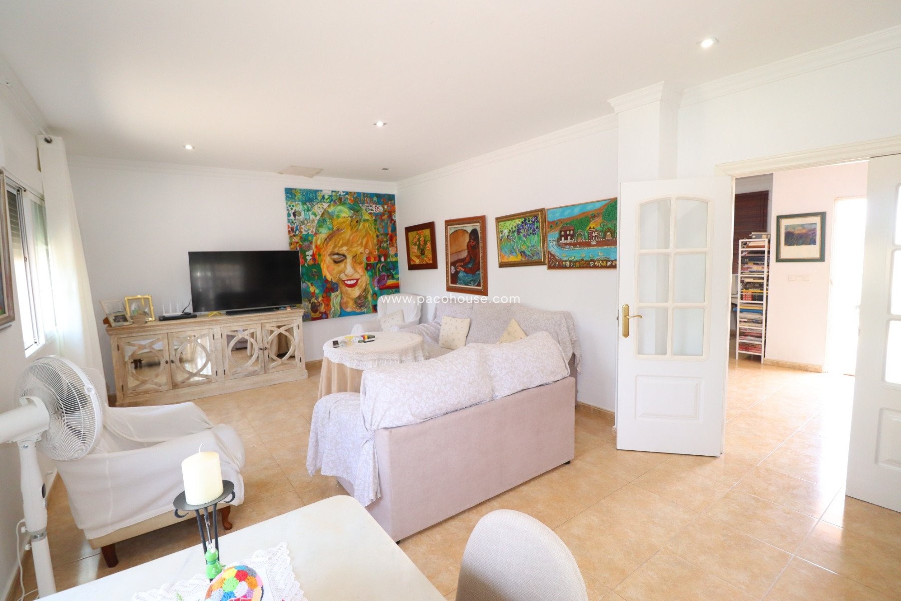 Resale - Villa -
Purias
