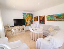 Resale - Villa -
Purias