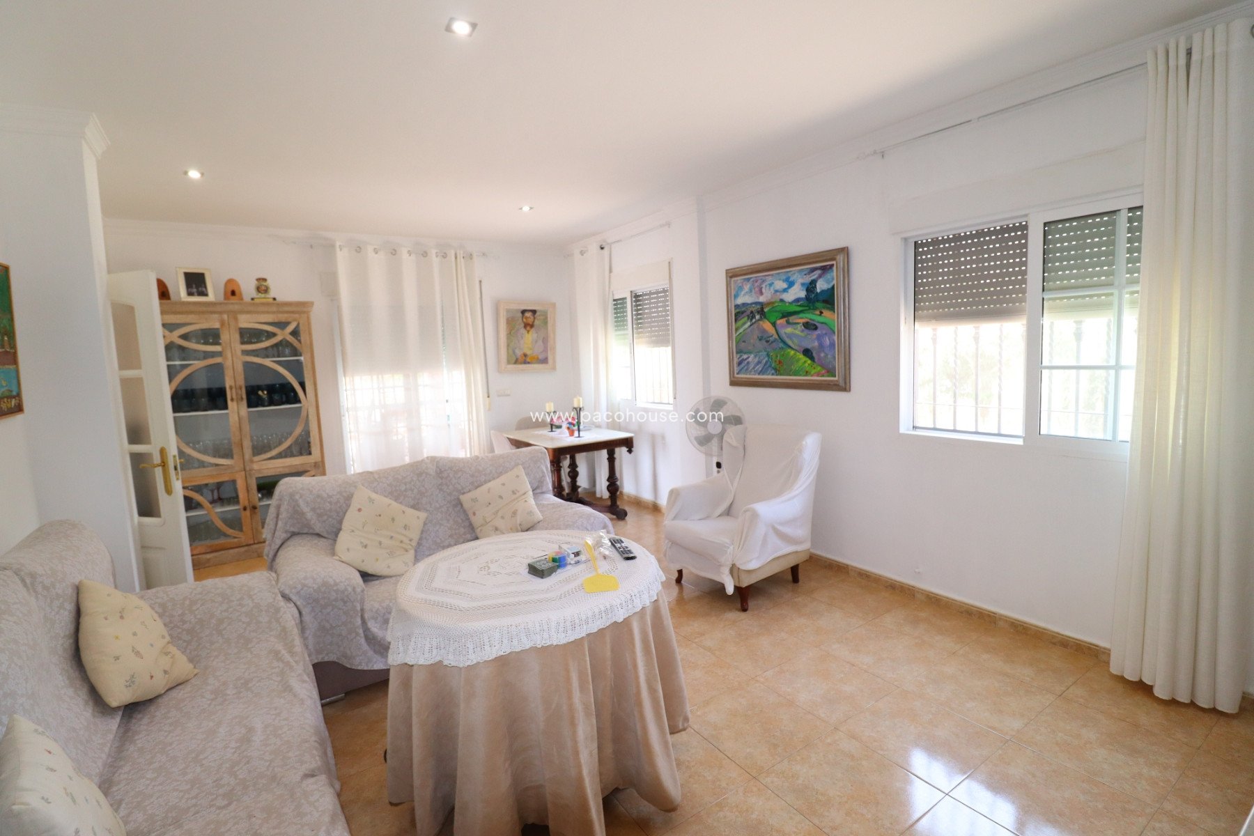 Resale - Villa -
Purias