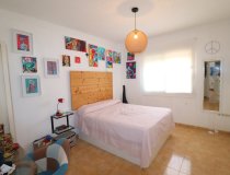 Resale - Villa -
Purias