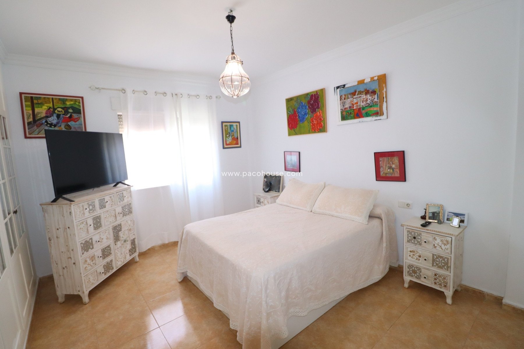 Resale - Villa -
Purias