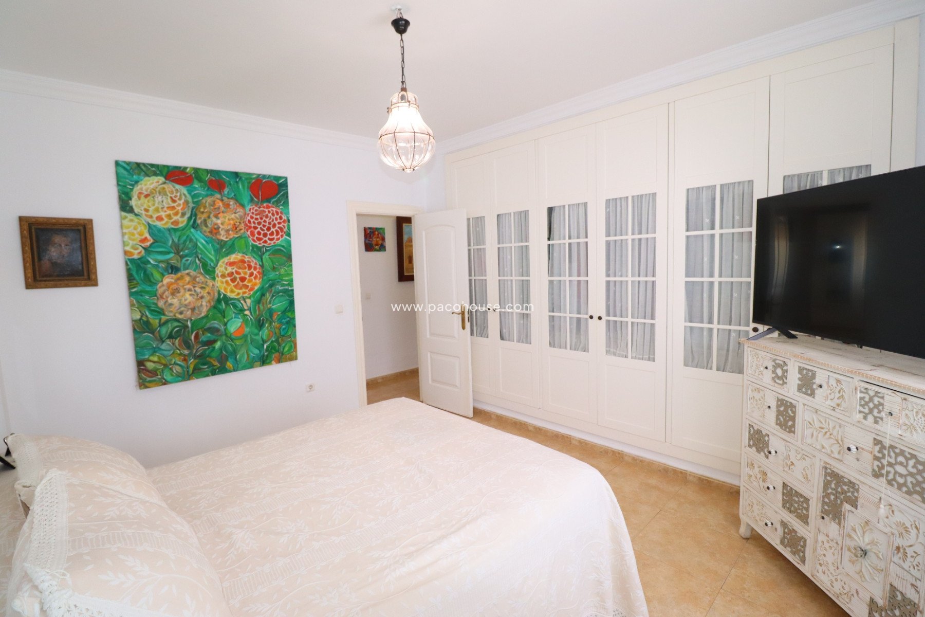 Resale - Villa -
Purias