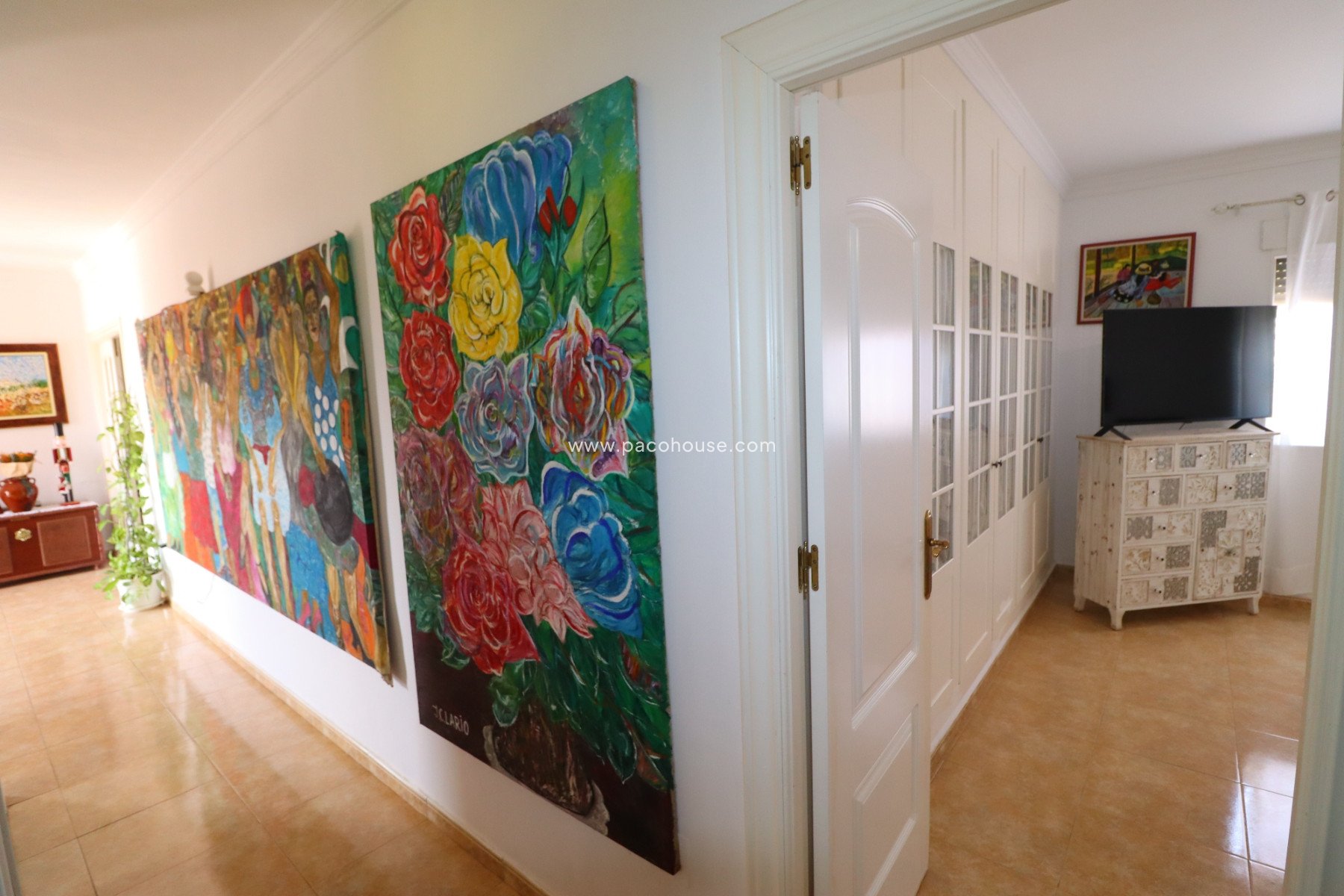 Resale - Villa -
Purias