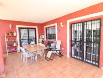 Resale - Villa -
Purias