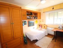 Resale - Villa -
Purias