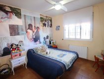 Resale - Villa -
Purias