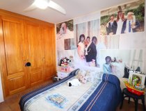 Resale - Villa -
Purias