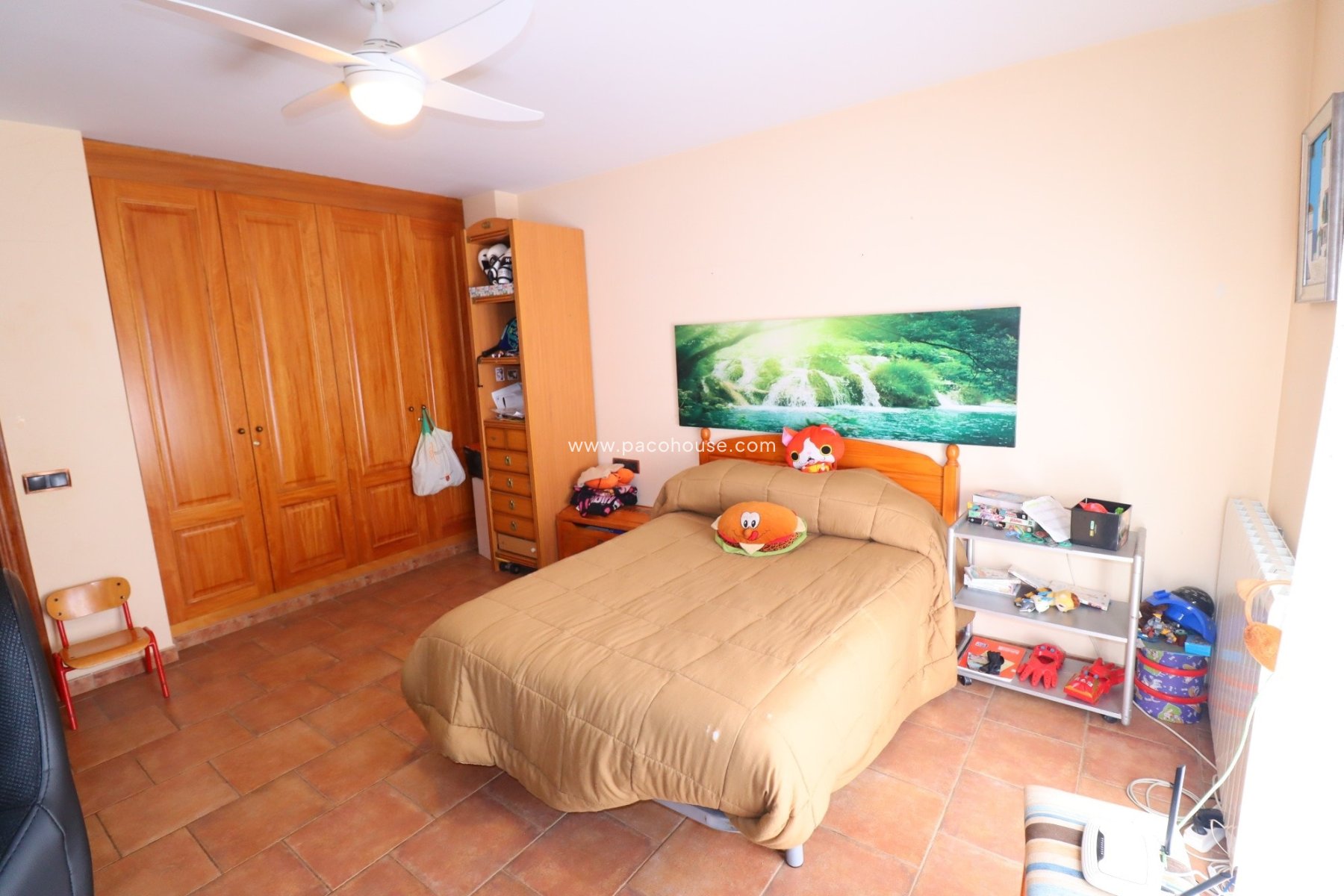 Resale - Villa -
Purias