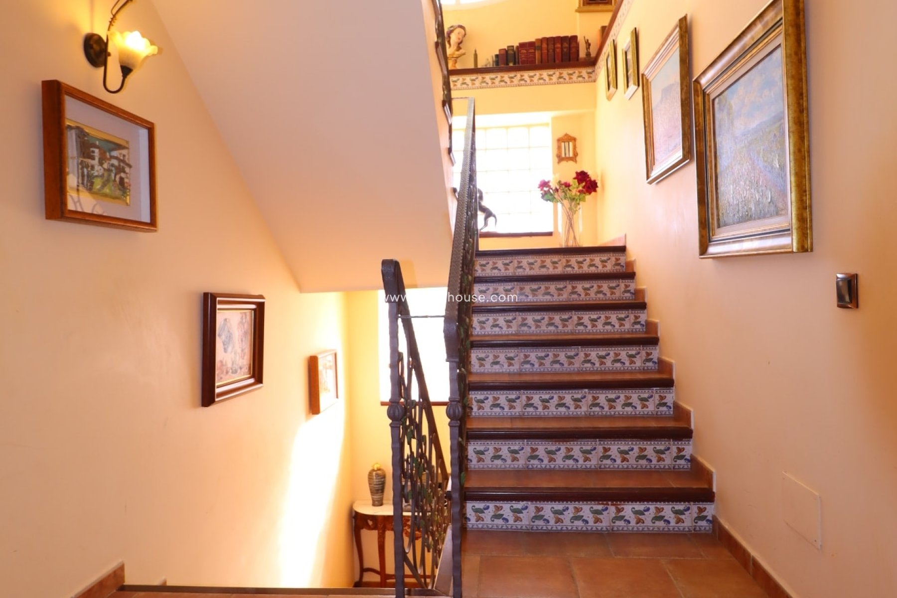 Resale - Villa -
Purias