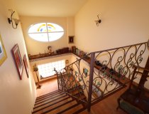 Resale - Villa -
Purias