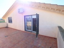 Resale - Villa -
Purias