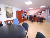 Resale - Villa -
Purias