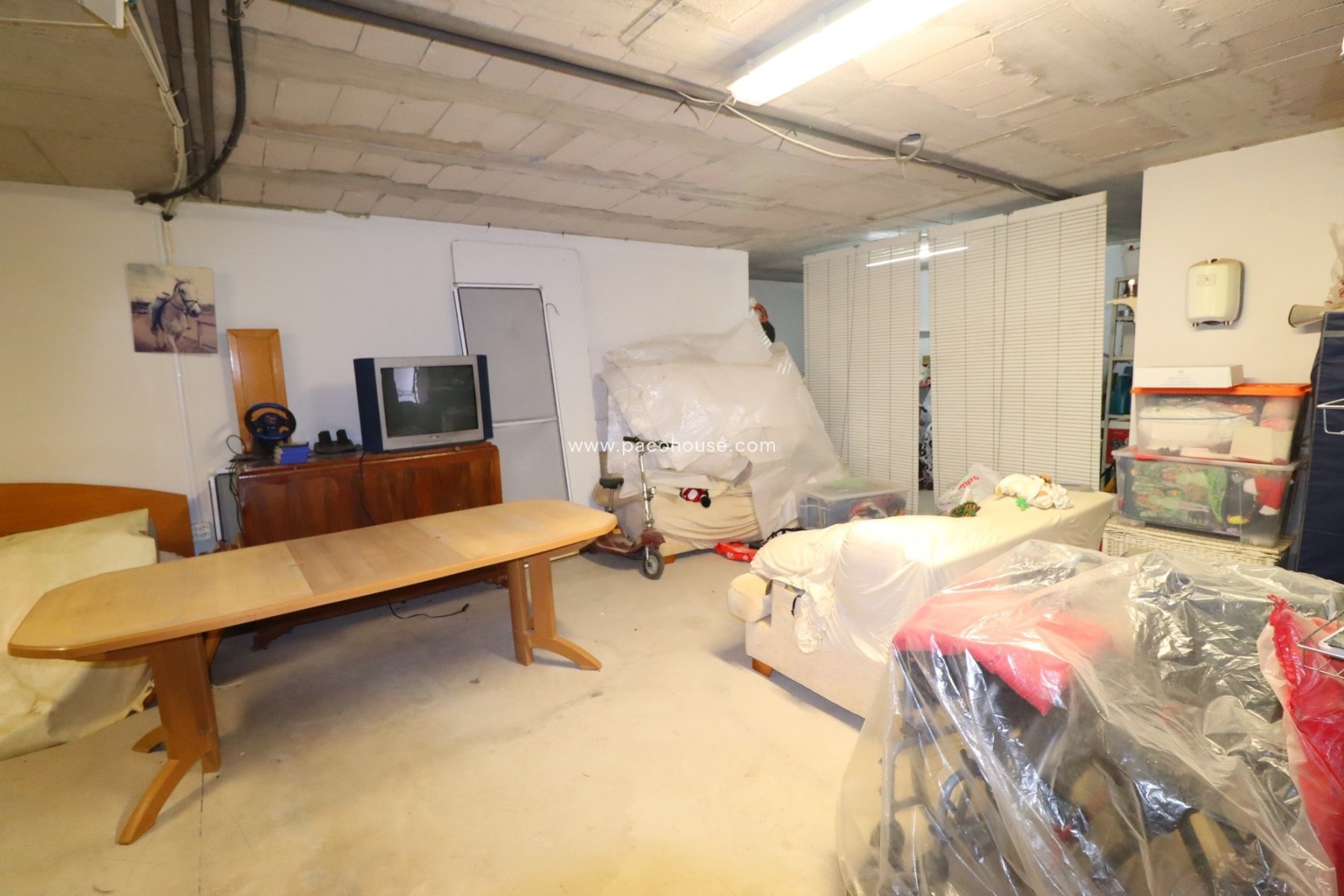 Resale - Villa -
Purias