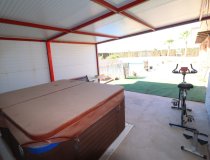 Resale - Villa -
Purias