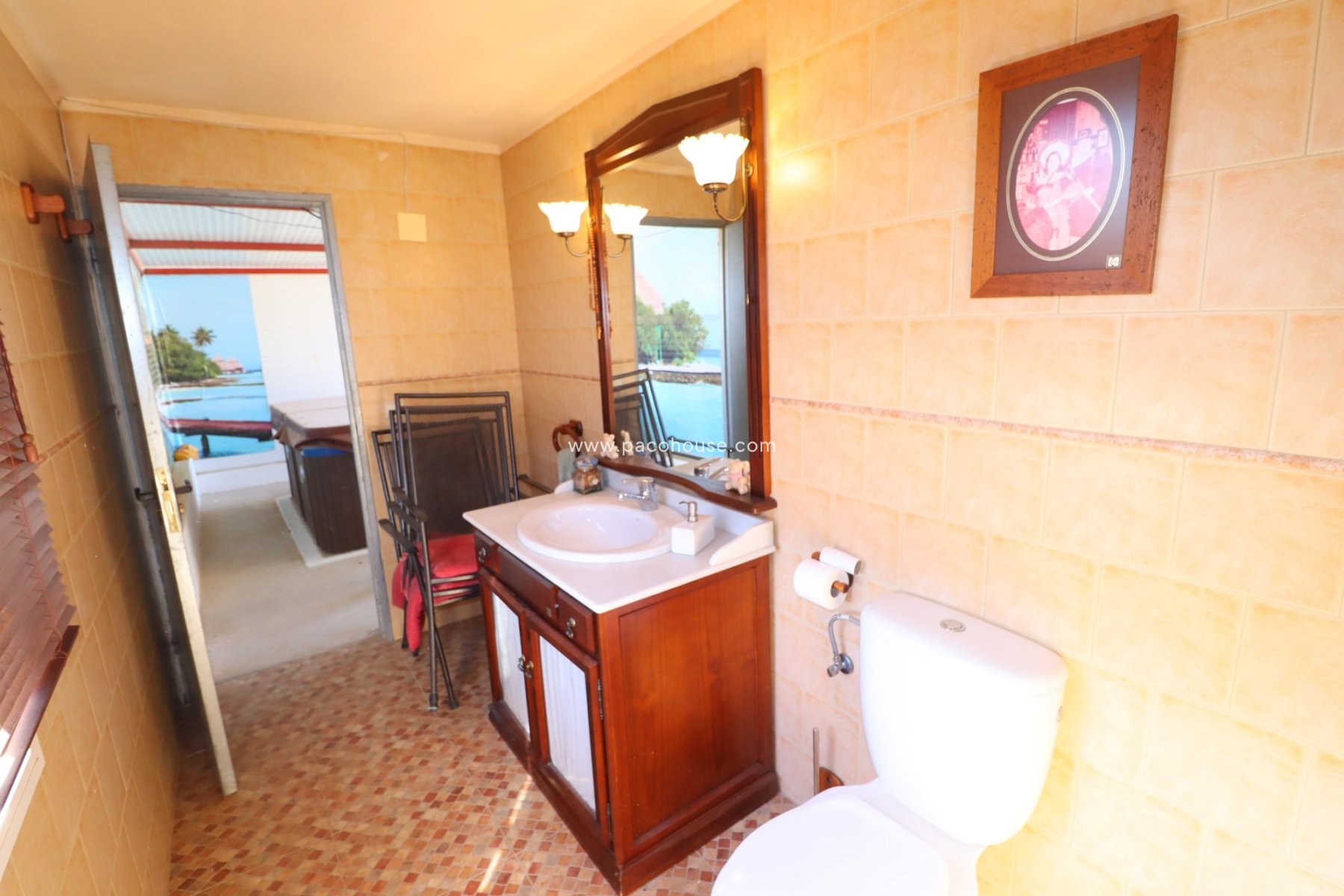 Resale - Villa -
Purias