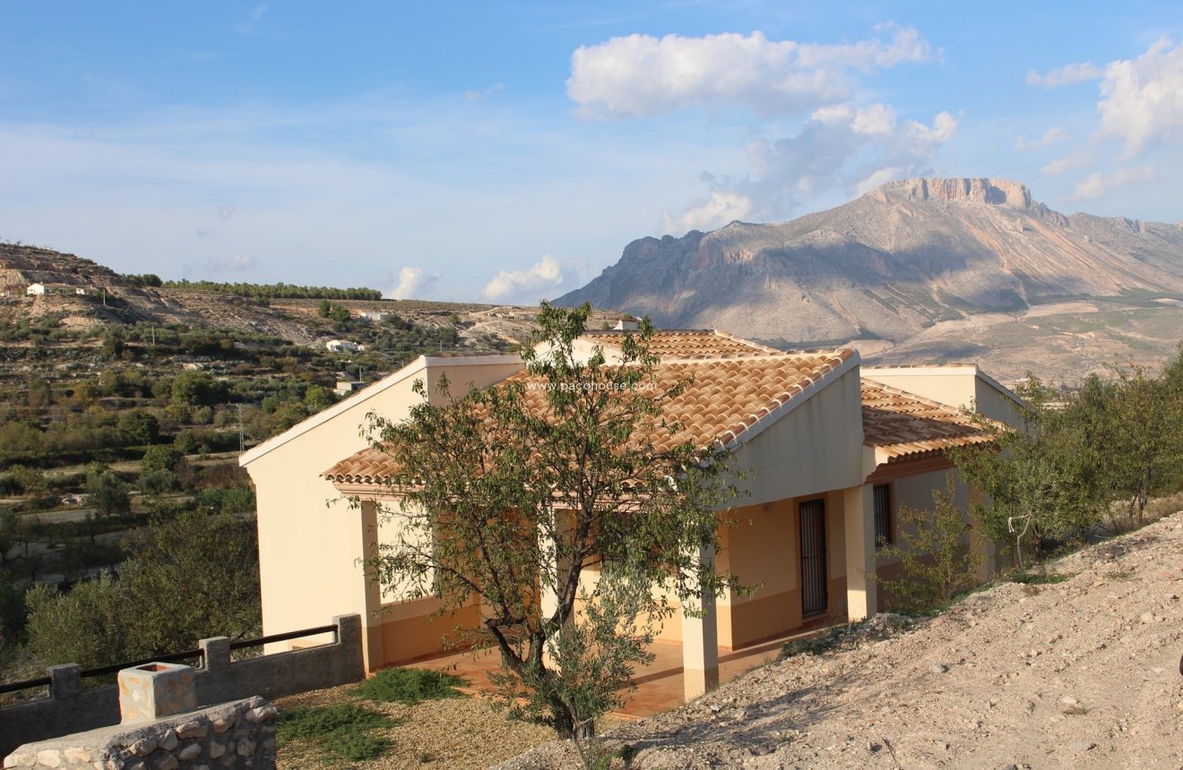 Resale - Villa -
Velez-Blanco