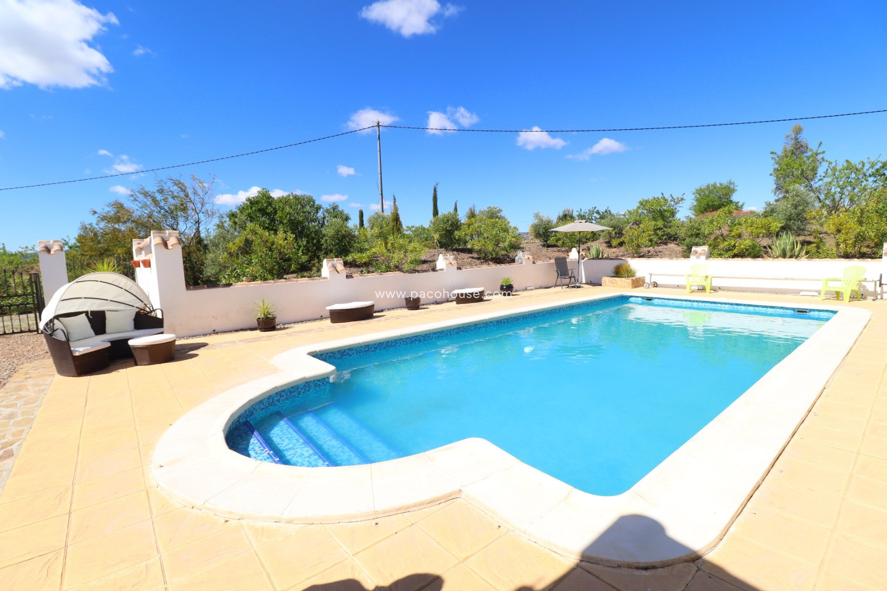 Resale - Villa -
Zarzalico